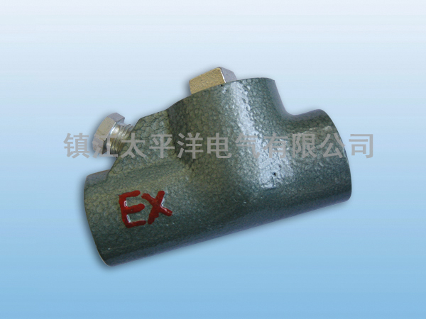 Sxd三通(tong)型隔(ge)離密(mi)封接(jie)頭