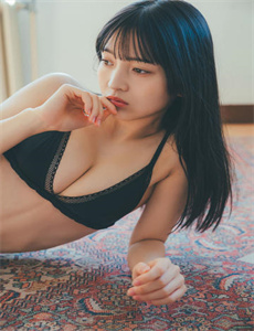 如月群真作品-美国女儿