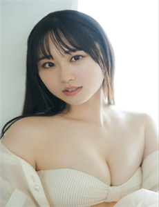 四月