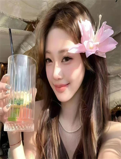 艳之夜与当代文化：编剧的叙事结构与情节设计 探索艺术与文化的互动关系